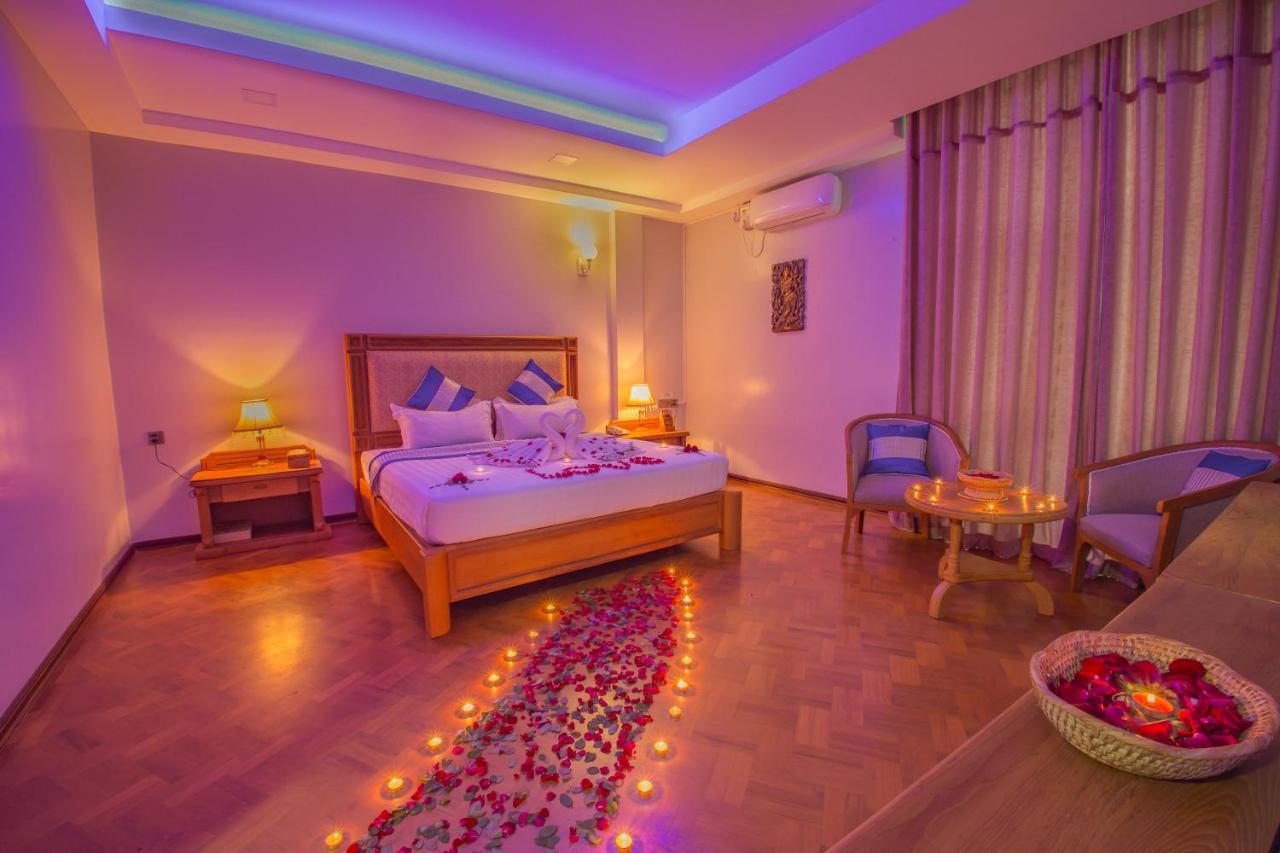Amayar Nadi Hotel Mandalay Extérieur photo